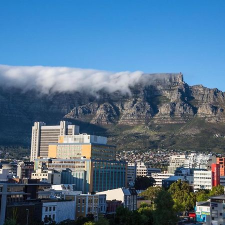Luxurious Loft With Amazing View Of Table Mountain Appartement Kaapstad Buitenkant foto