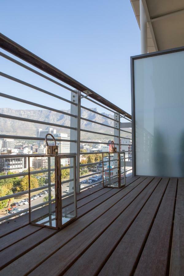 Luxurious Loft With Amazing View Of Table Mountain Appartement Kaapstad Buitenkant foto