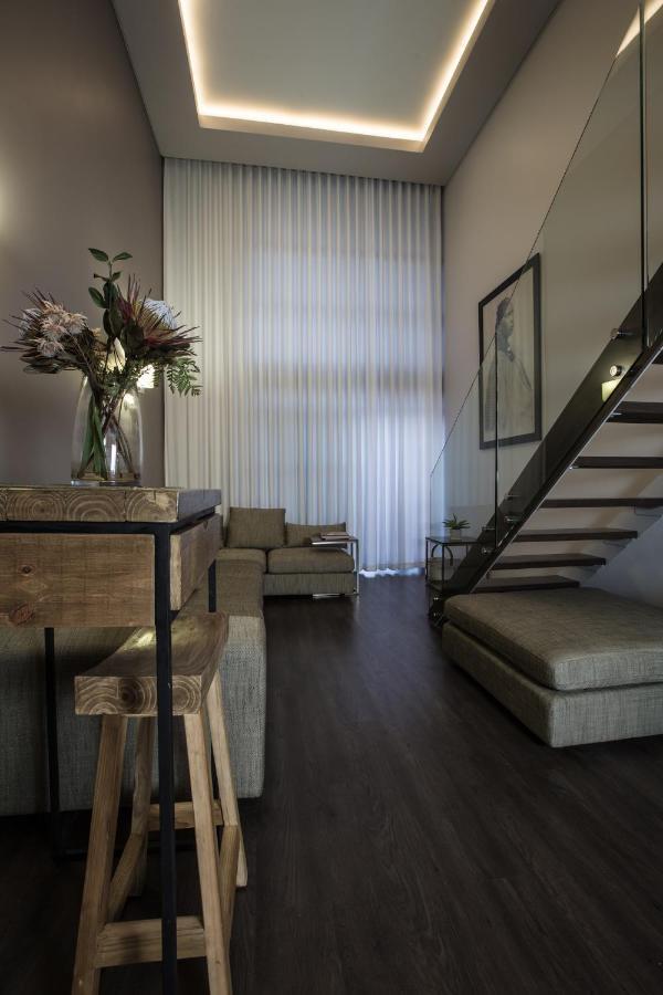 Luxurious Loft With Amazing View Of Table Mountain Appartement Kaapstad Buitenkant foto