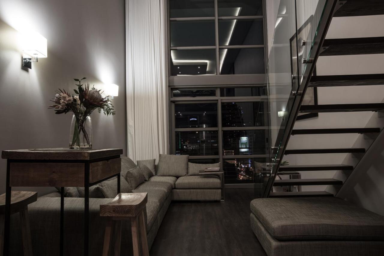 Luxurious Loft With Amazing View Of Table Mountain Appartement Kaapstad Buitenkant foto